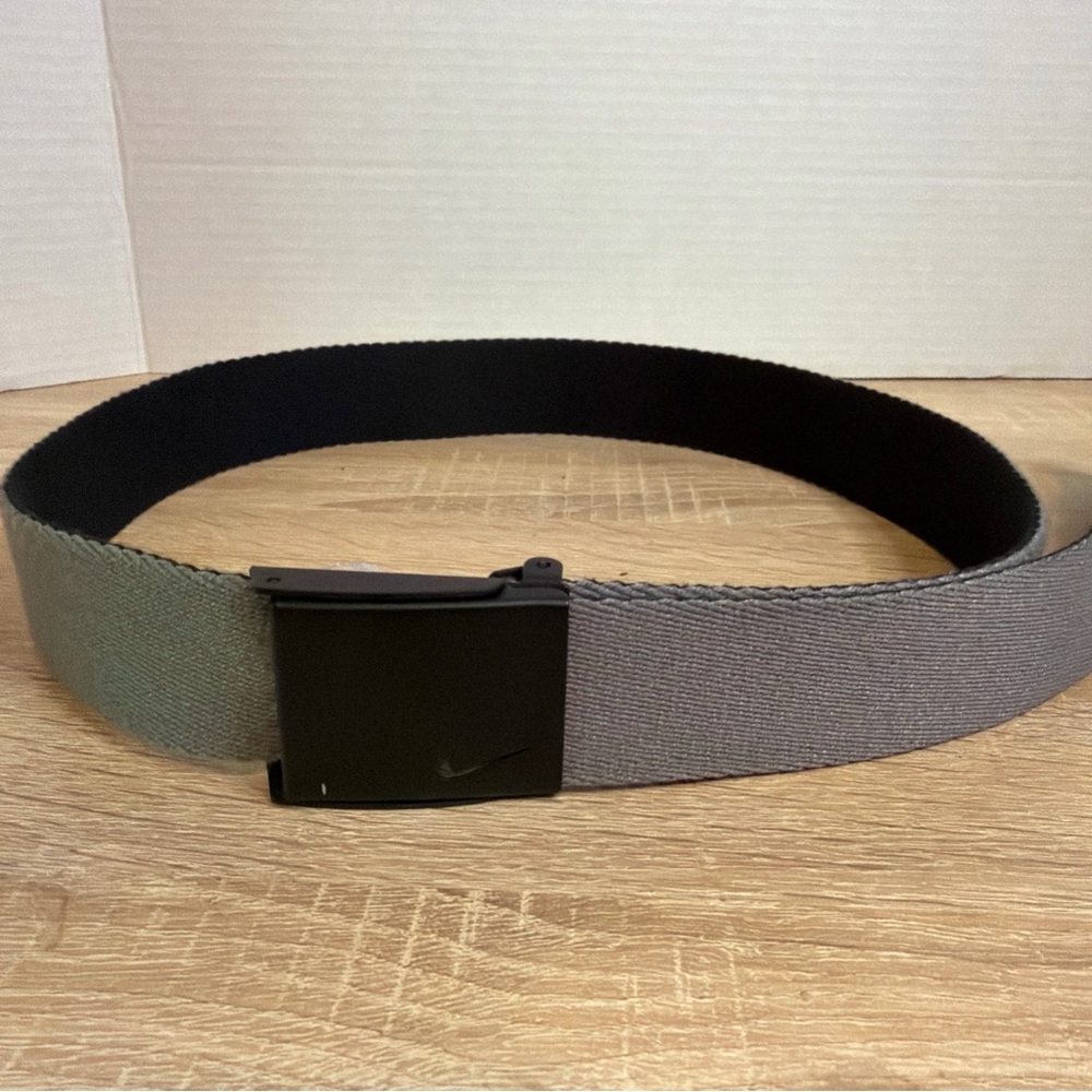 Nike Golf Web Belt Mens Gray adjust /reversible Up to 42 Canvas w/ bottle opener